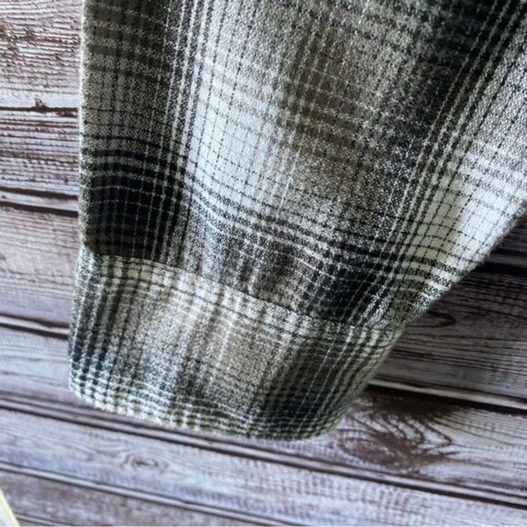 Original Penguin Men's Long-Sleeved Button-Down Shirt Size M - Picture 5 of 9